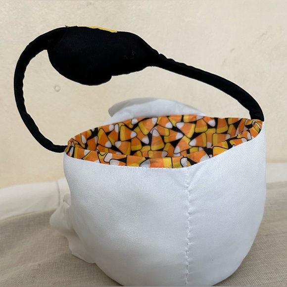 Flipeez Halloween Basket - Ghost with Candy Corn print - Picture 4 of 7